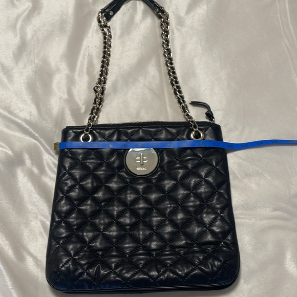 DKNY NEW buttery soft Genuine Quilted Leather  shoulder or crossbody bag - Picture 8 of 10